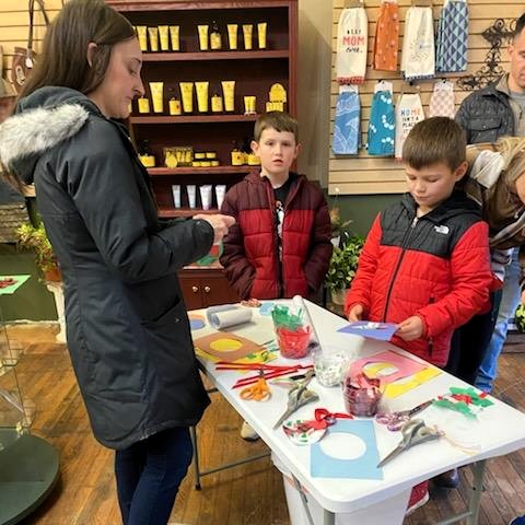 crafts at Main Street Blooms